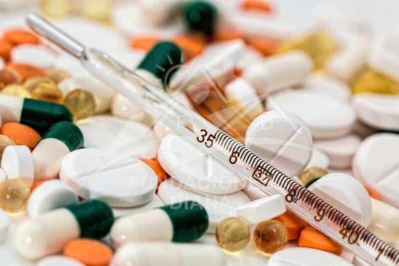 Explora por qué el fentanilo es tan peligroso, sus efectos en el cuerpo y cómo prevenir los riesgos asociados con esta potente droga.