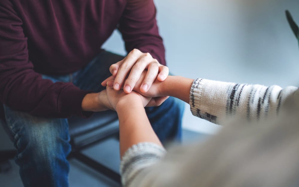 Perdonarte te permite fortalecer tu sanidad interior, recuperar tu paz y construir una vida nueva con fe y propósito.