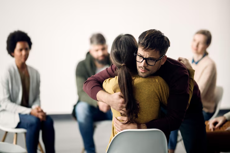 Imagen de una reflexión espiritual y psicológica sobre el proceso de recuperación de la adicción, dirigida a familias y personas en rehabilitación, donde se destaca el orden mental, la esperanza, la fe y la búsqueda de soluciones para restaurar la paz interior y el equilibrio emocional.
